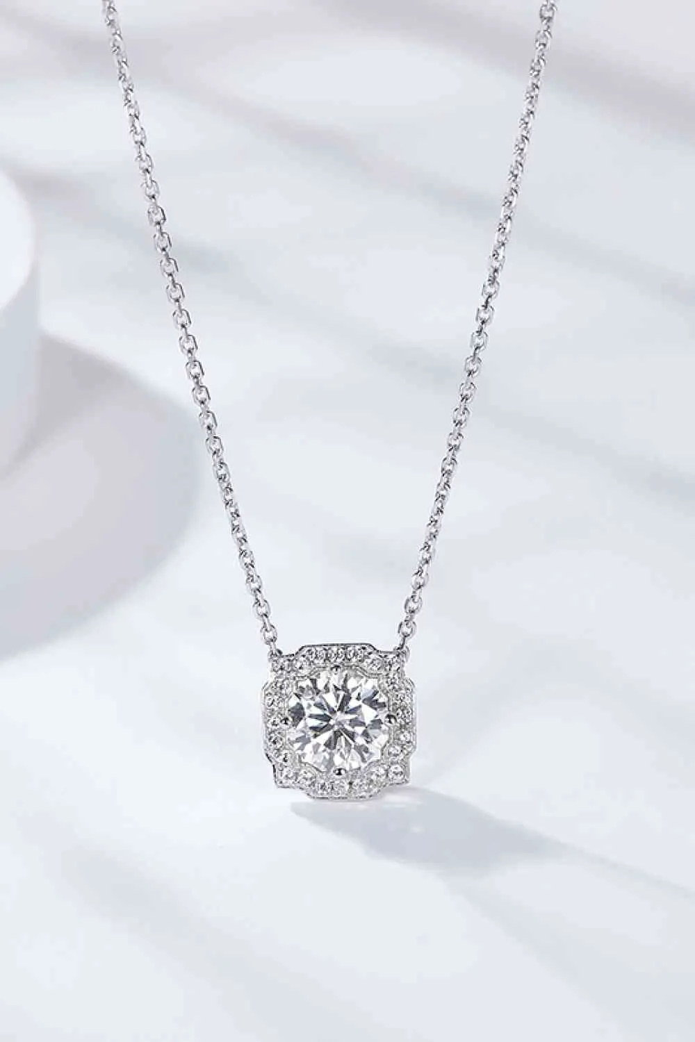 1 Carat Moissanite Flower Shape Pendant Chain Necklace