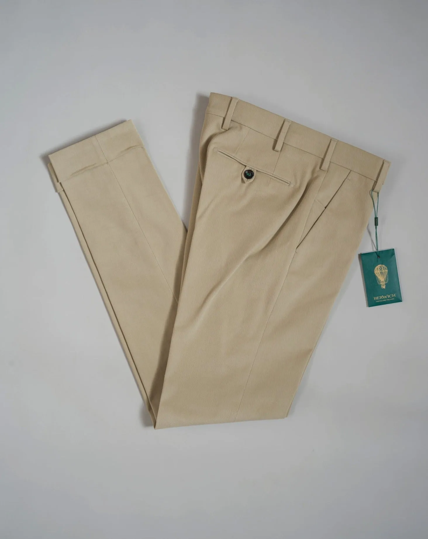 Berwich Morello Chinos / Beige