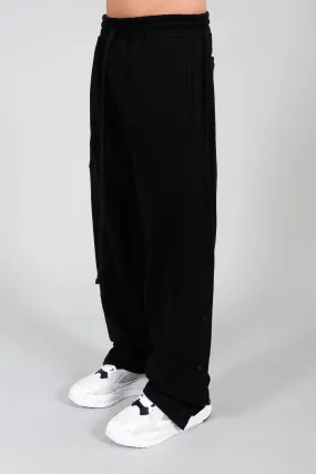 BLACK SNAP BUTTON JOGGER