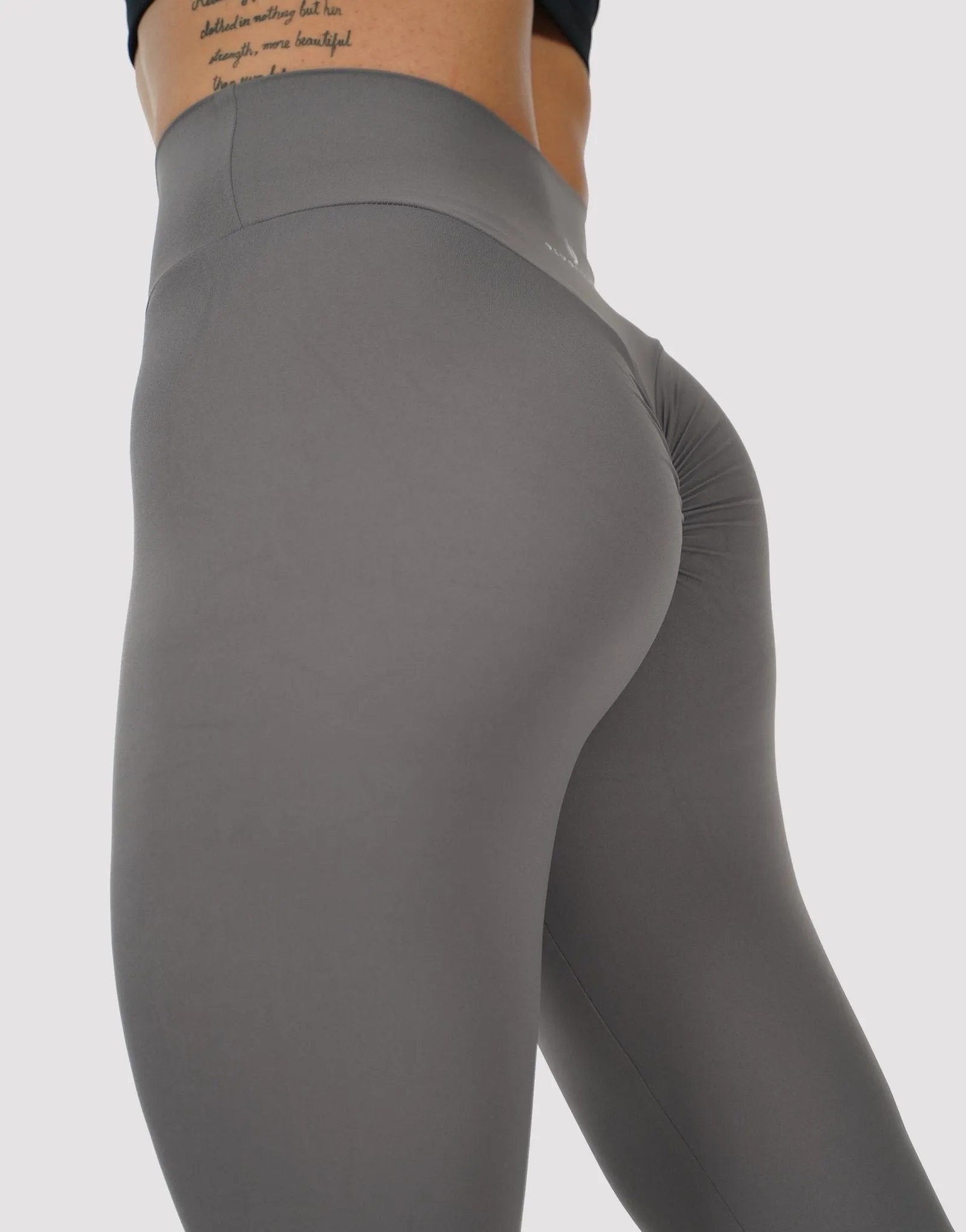 Buttercream Scrunch Bum Legging