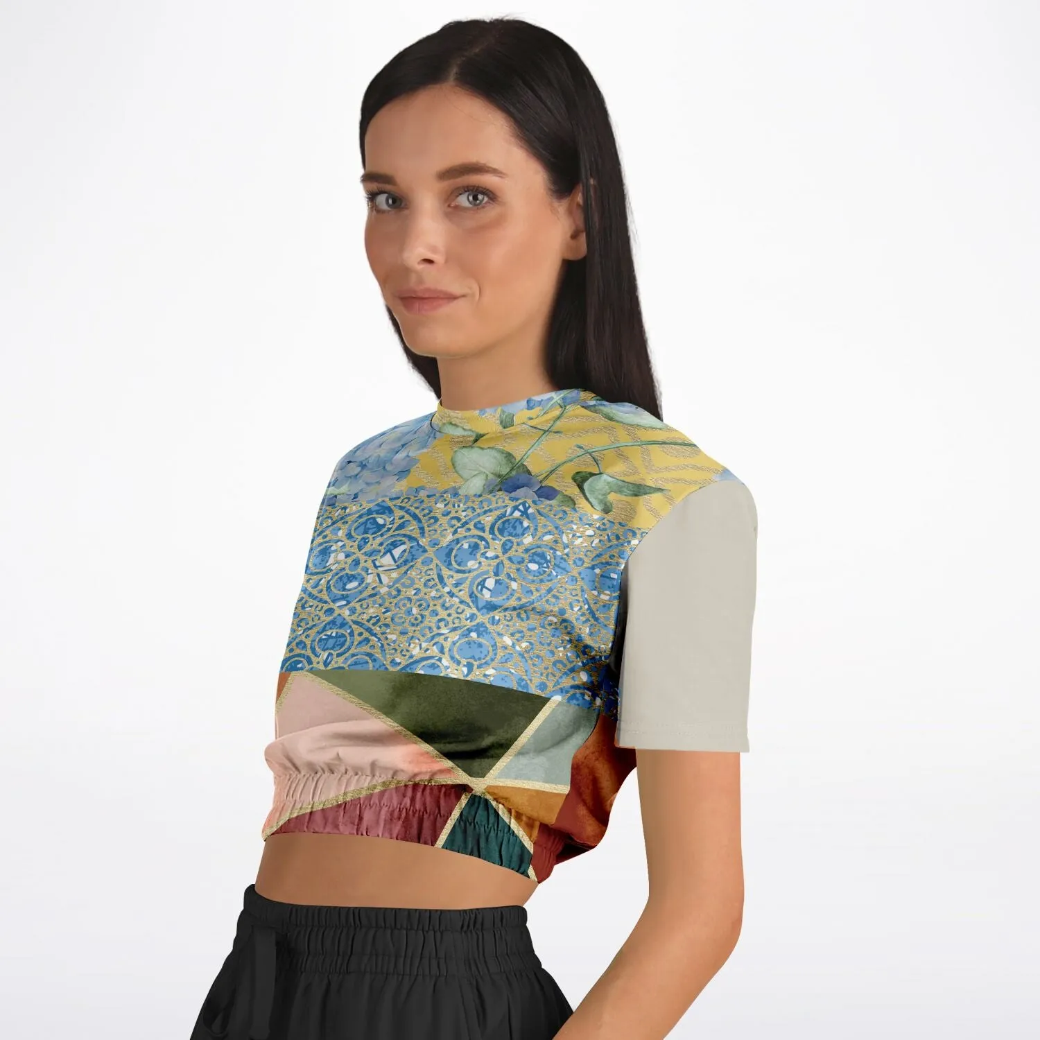 Calico Esplanade Short Sleeve Cropped Eco-Poly Sweater