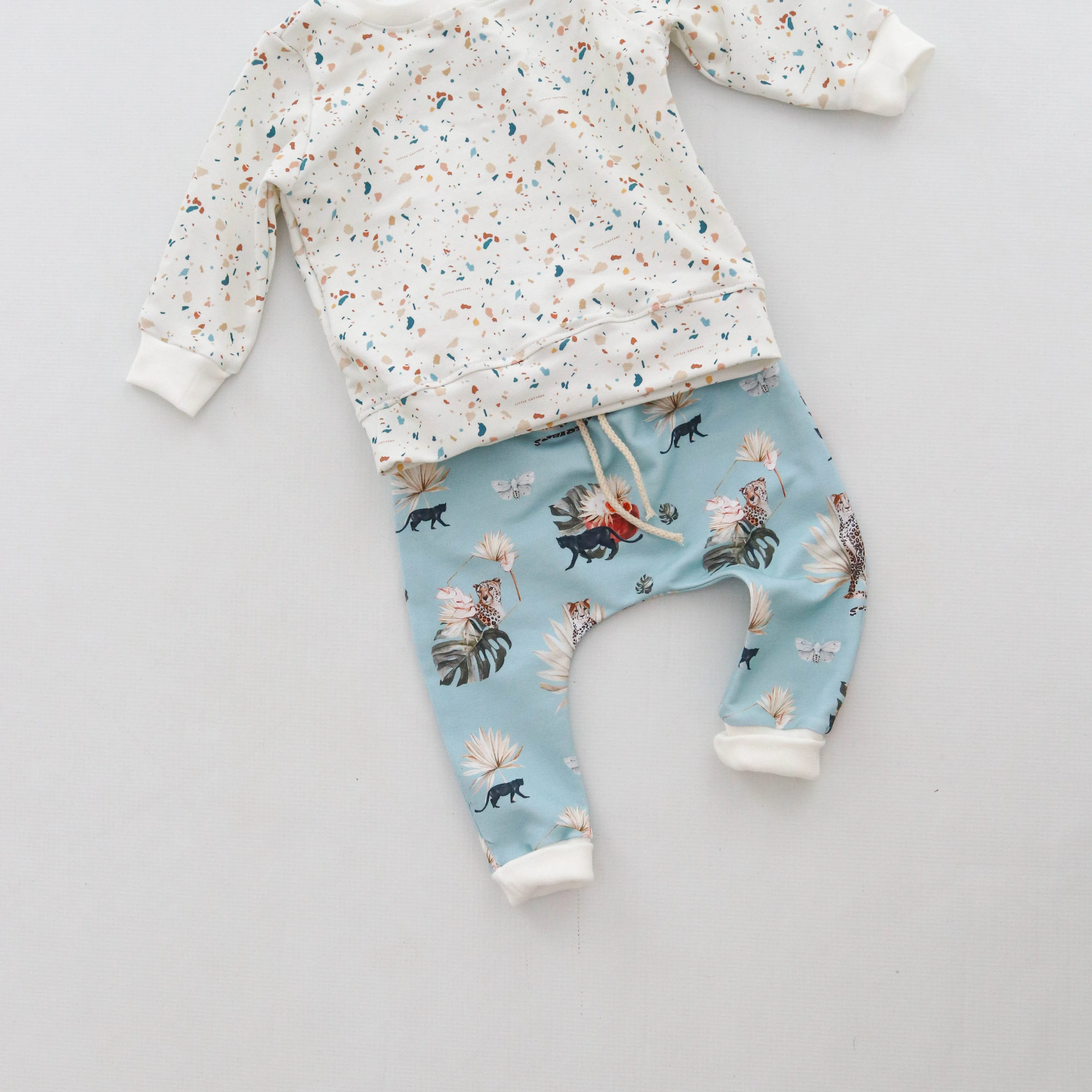 jungle animals leggings - 6-9 mths