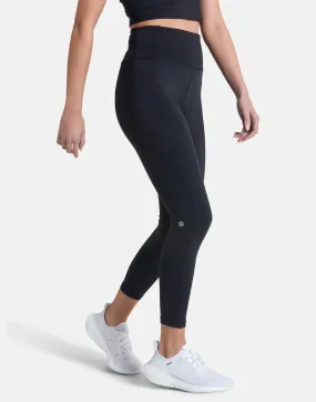 Relentless 7/8 Legging in Black